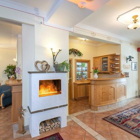 Hotel & Appartement Auerhahn اوبرتاورن المظهر الخارجي الصورة