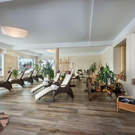 Hotel & Appartement Auerhahn اوبرتاورن المظهر الخارجي الصورة