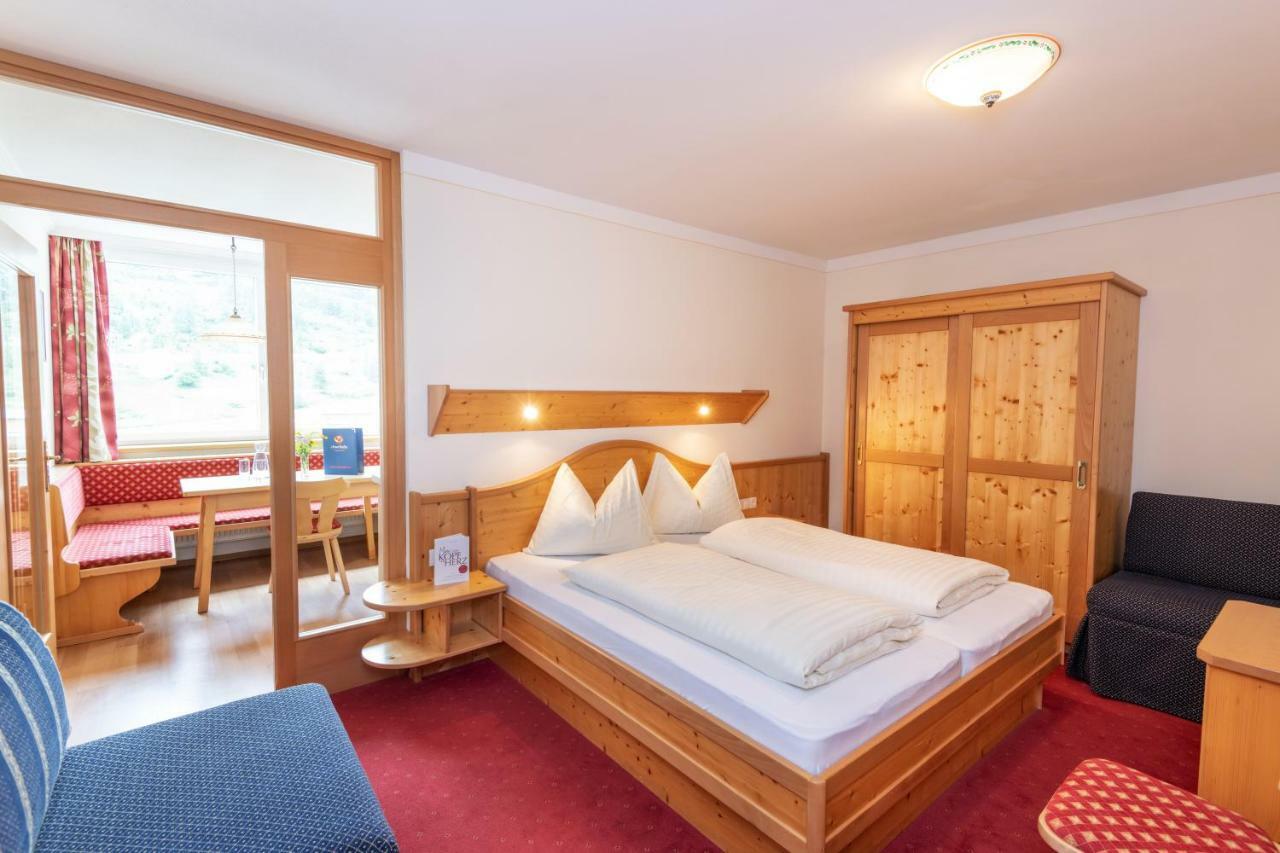 Hotel & Appartement Auerhahn اوبرتاورن المظهر الخارجي الصورة