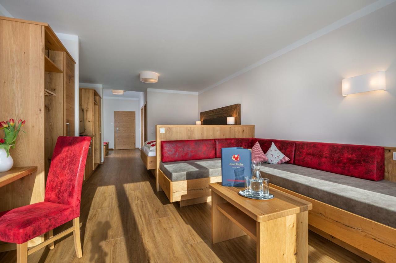Hotel & Appartement Auerhahn اوبرتاورن المظهر الخارجي الصورة